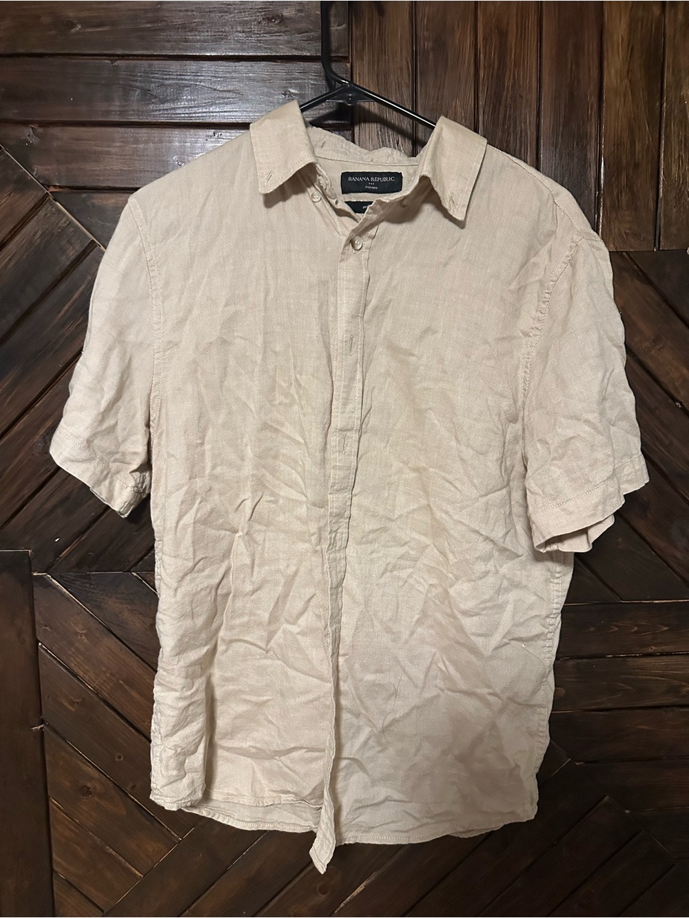 Banana Republic Men's Short-Sleeve Button-Down Shirt — Light Tan